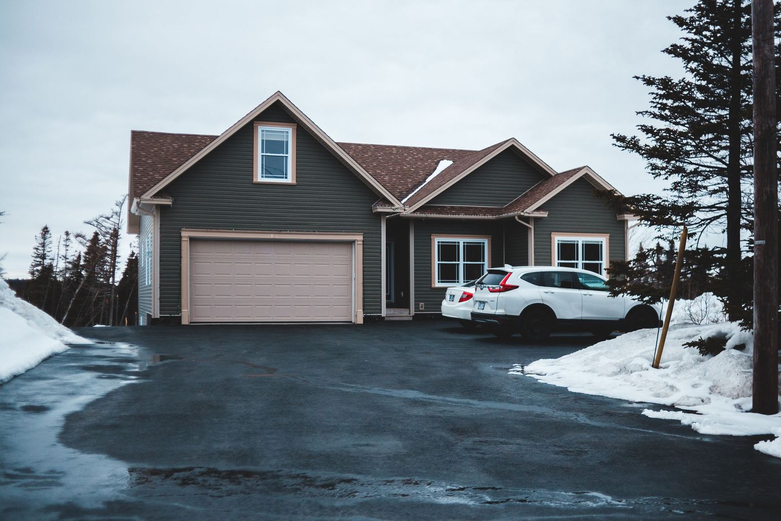 Sealcoating and asphalt repair in Emmett, Idaho